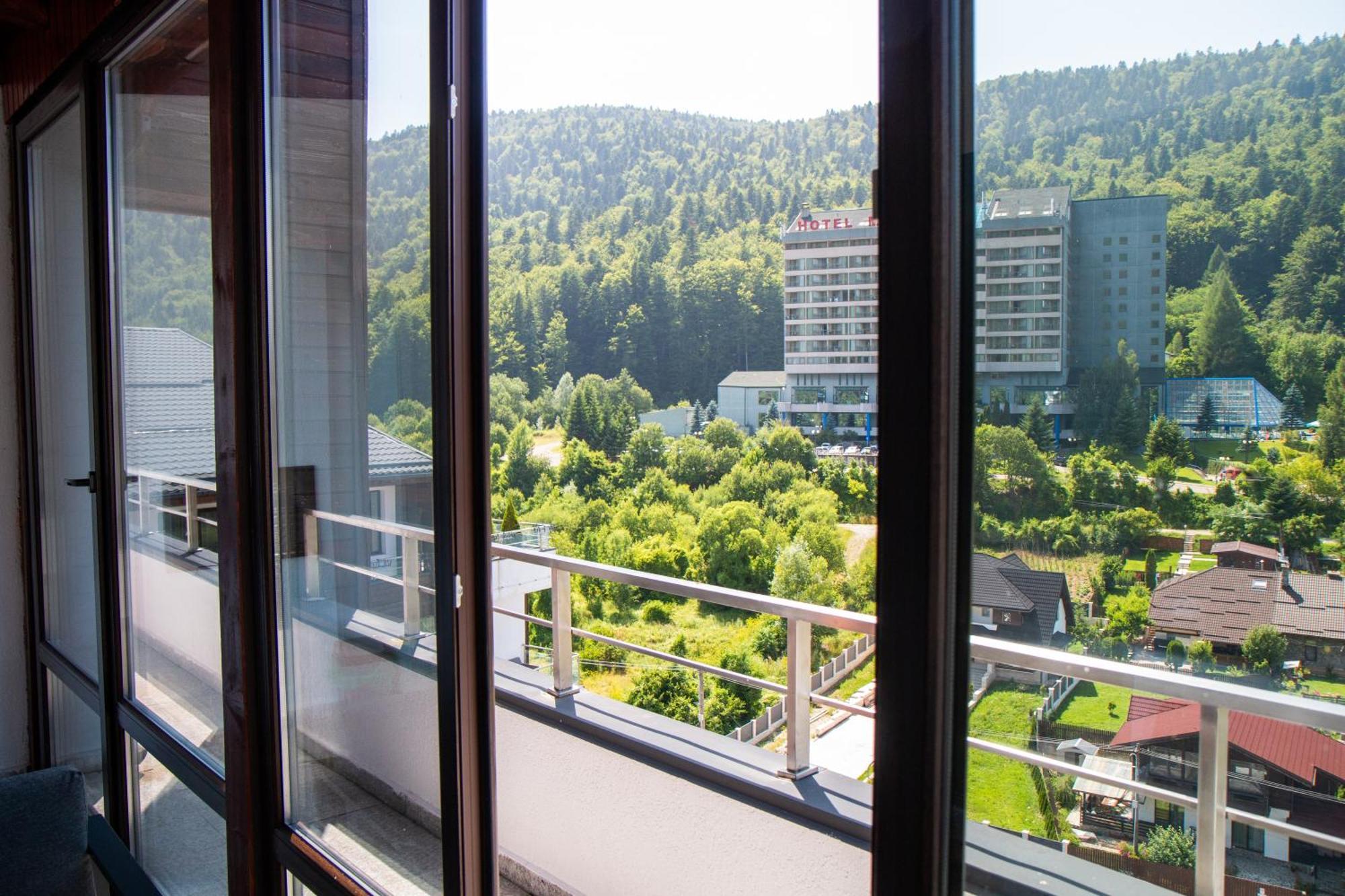 Best View Ap With Parking And 2 Bathrooms Sinaia Exterior photo